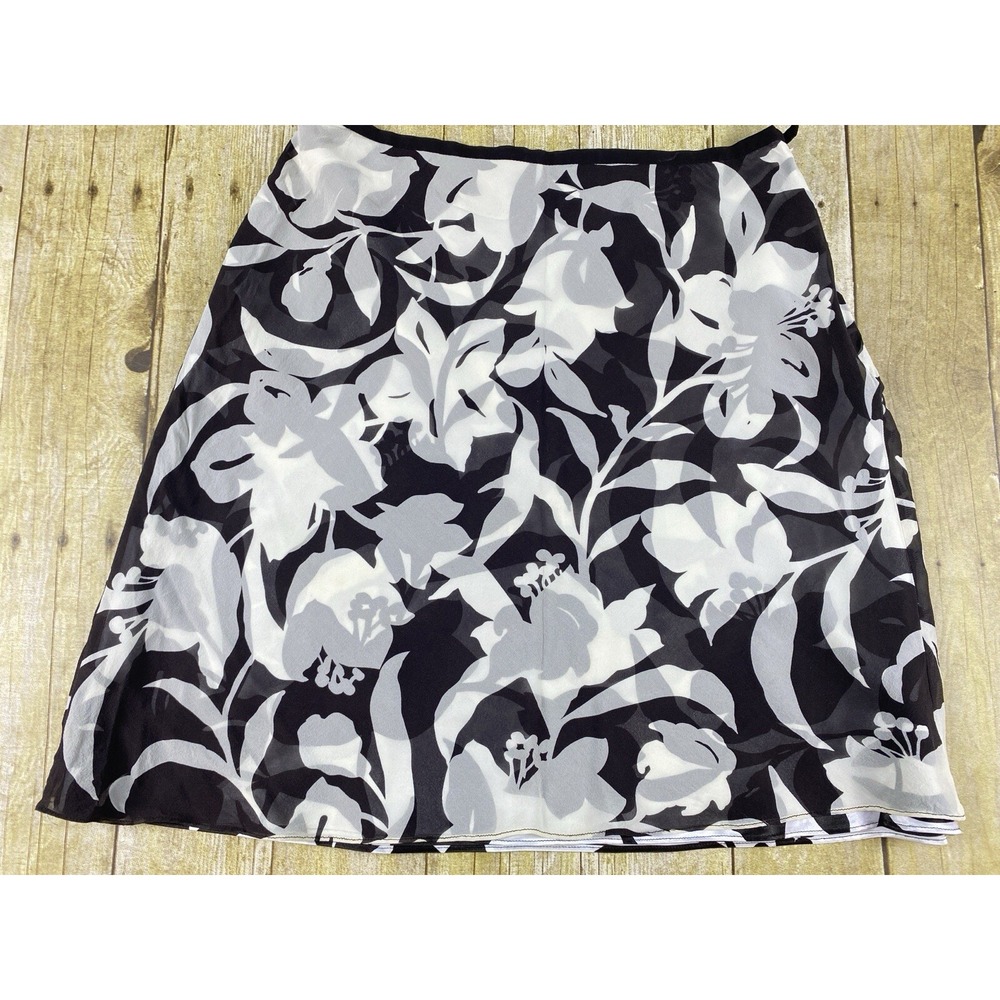 Ann Taylor‎ Petites Women's Size 6P 100% Silk A Line Skirt Lined Brown Ivory